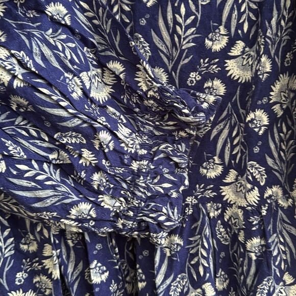 Universal Thread Peplum Blue Floral Balloon Sleeves Blouse with ruffles - Picture 7 of 9